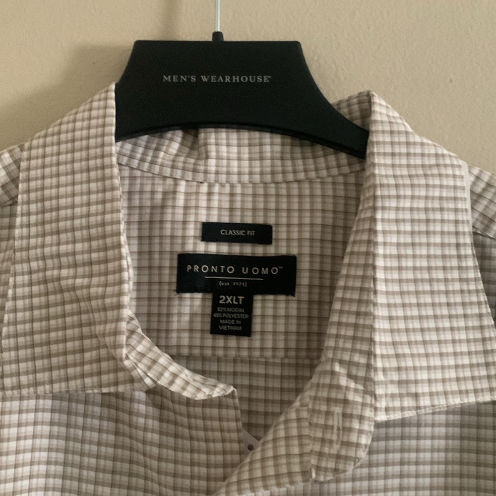 Pronto Uomo Men's White and Gray Checkered Shirt - Picture 2 of 3